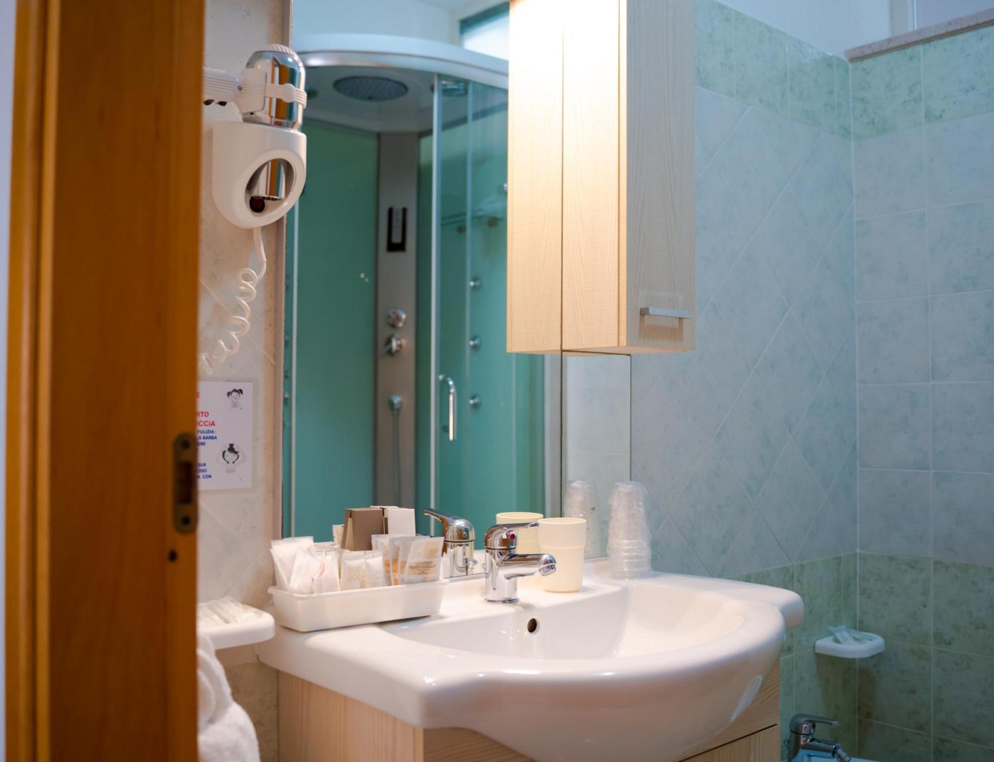 Residence Riviera Alba Adriatica Extérieur photo