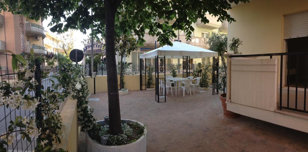 Residence Riviera Alba Adriatica Extérieur photo