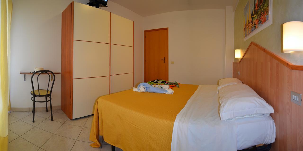 Residence Riviera Alba Adriatica Extérieur photo